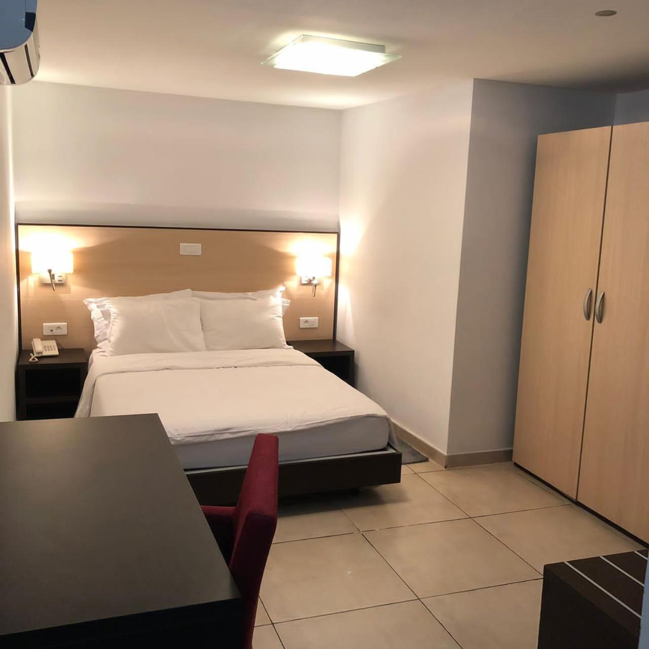 Residence Achenbach Abidjan Room photo