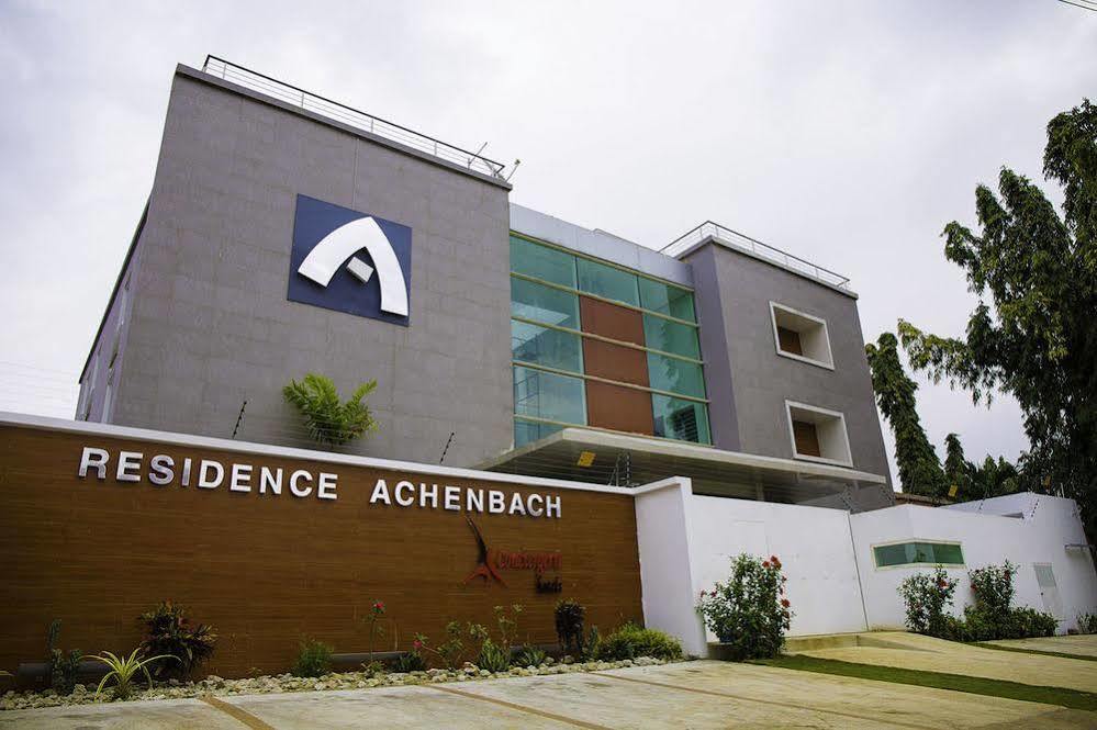 Residence Achenbach Abidjan Exterior photo